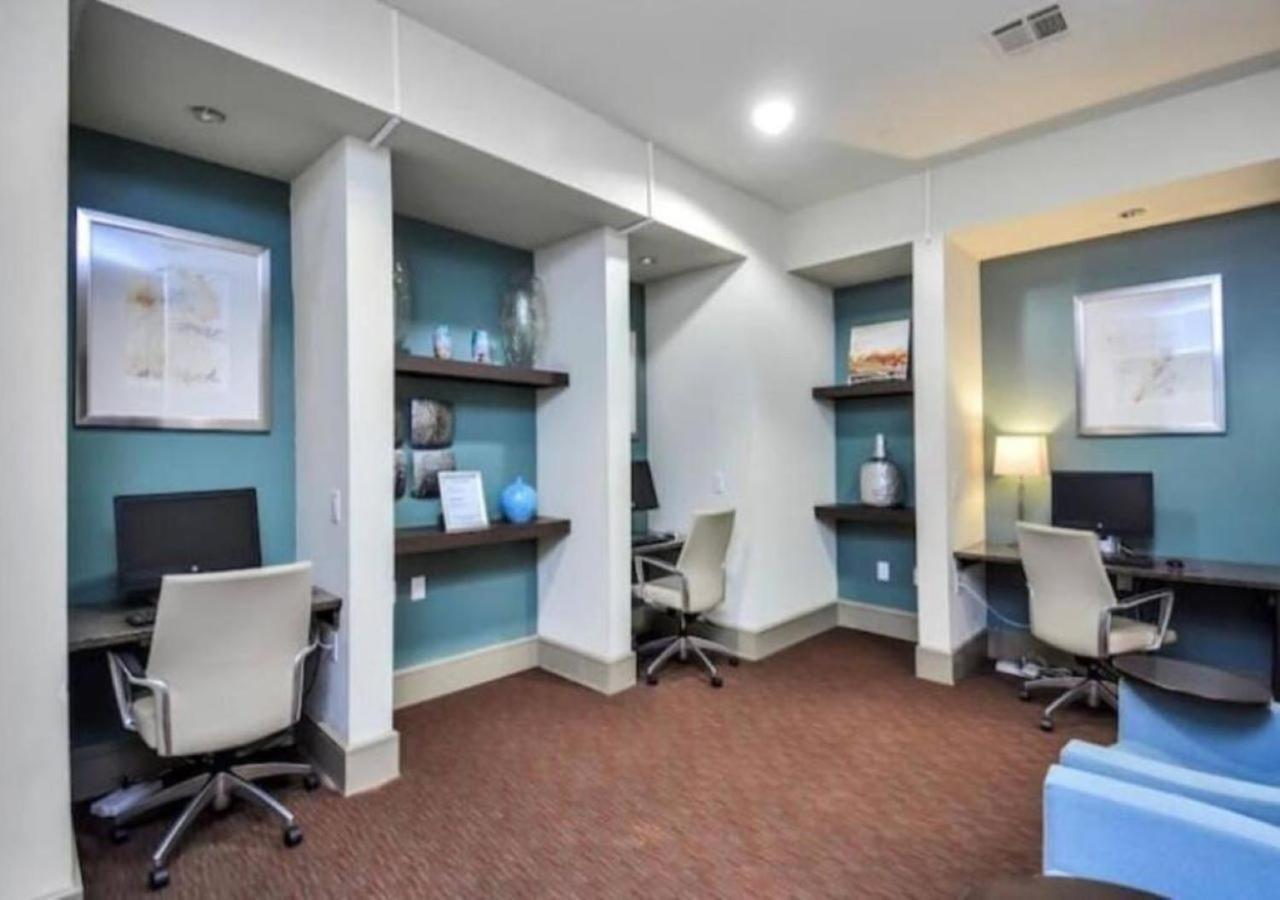 Inviting 2Br - Gym, Pool, Biz Center & Free Parking! Walk 2 Nrg Stadium! Near Med Ctr, Galleria, & Rice Village Х'юстон Екстер'єр фото
